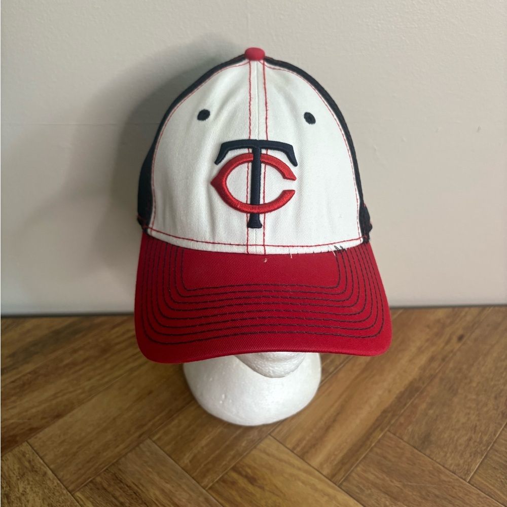 New Era White and Red Baseball Cap Minnesota Twins Hat